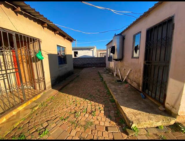 4 BEDROOM HOUSE FOR SALE IN KATLEHONG SOUTH